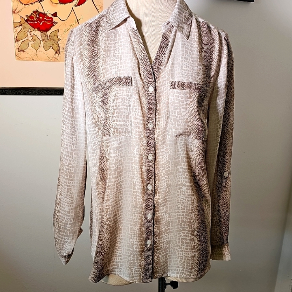 Linda LEAF Brown and White Button-Up Blouse with Tab Sleeves. Size Small.